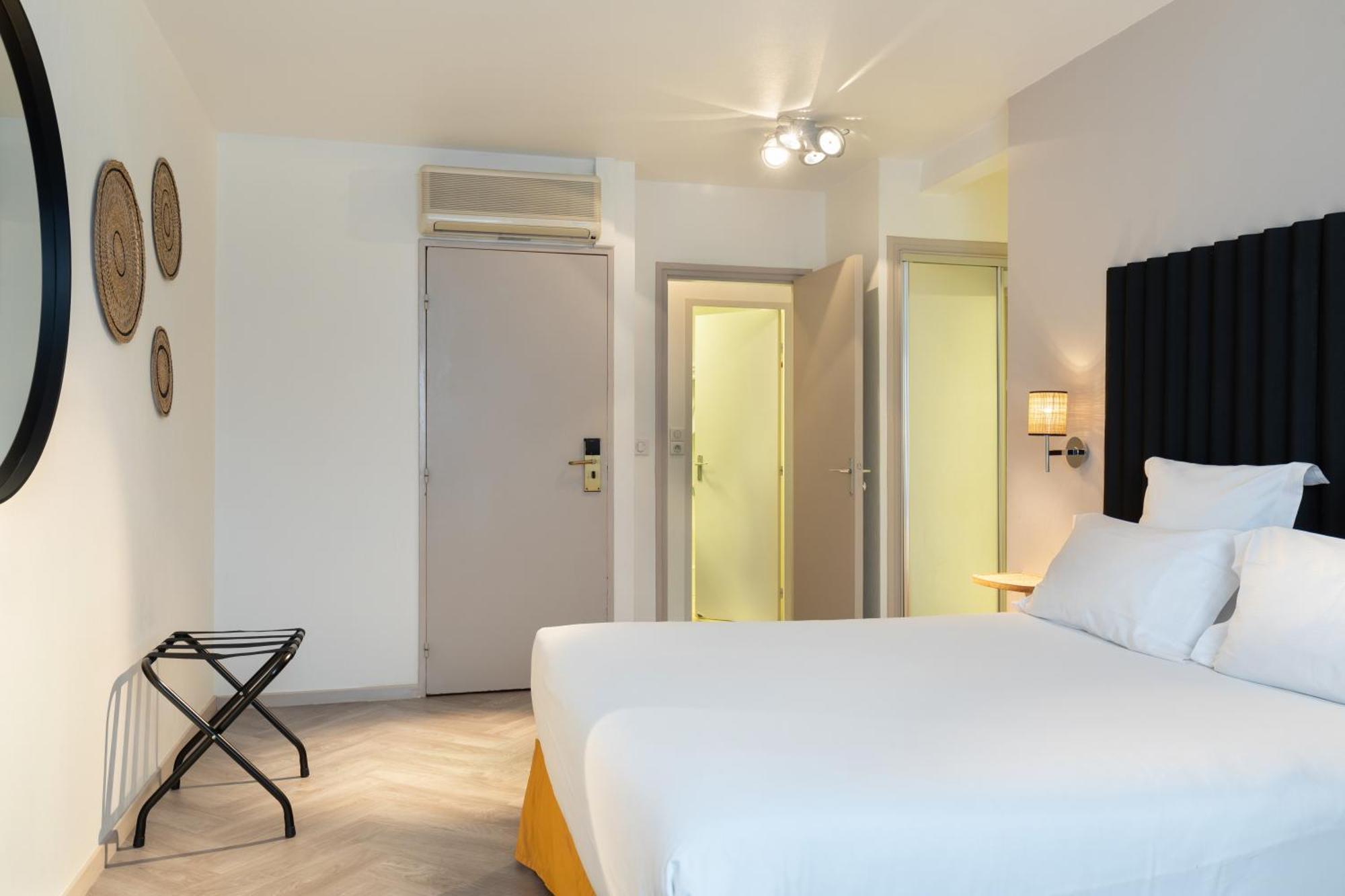 Hotel Chromatics & Restaurant Hill Club By Happyculture Lyon Ruang foto